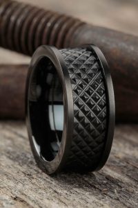 Anéis/Rings Masculinos/Tomboy- Caveras / Imagem: Pinterest / Reprodução 