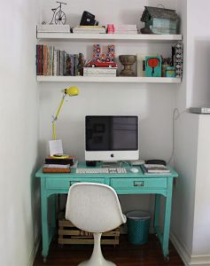 Home Office Pequeno: 20 exemplos! Quarto/Decoração/decoration – Photo: Reprodução