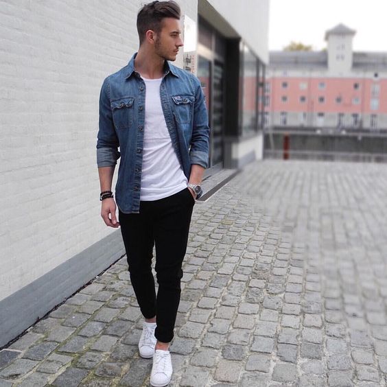 Como usar camisas jeans! Moda Masculina e Tomboy! Imagem: Reprodução 