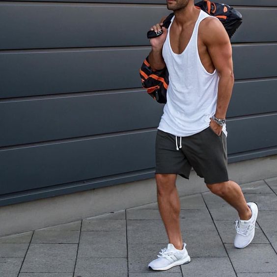 35 Conforto e estilo na hora de se exercitar! Moda Masculina! Blog Bugre Moda / Imagem: Reprodução