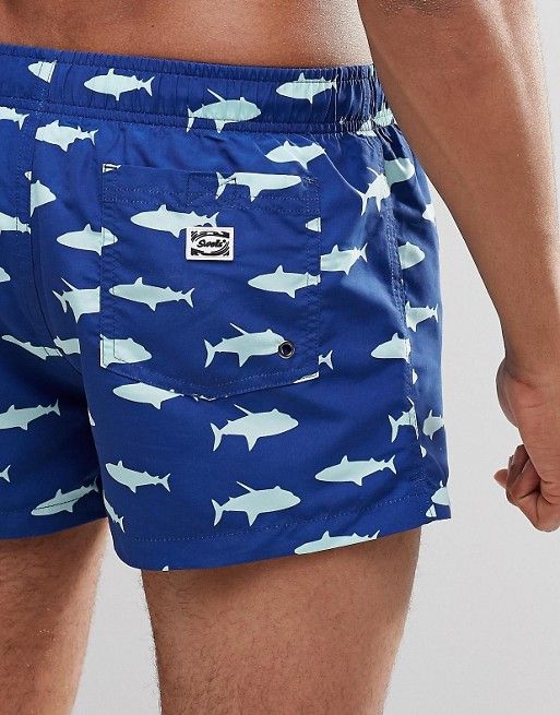 30 ideias de shorts tropicais/criativos - Blog Bugre Moda / Imagem: Reprodução 