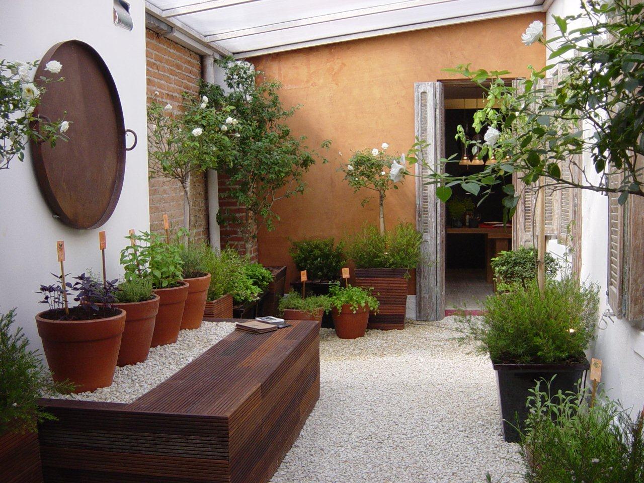 20 Ideias de jardins simples para pequenos espaços em casa! Blog Bugre Moda!