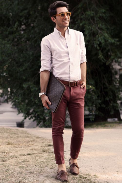 Calça vinho, como usar? 20 exemplos! Moda Masculina e Tomboy! Blog Bugre Moda / Imagem: Reprodução 