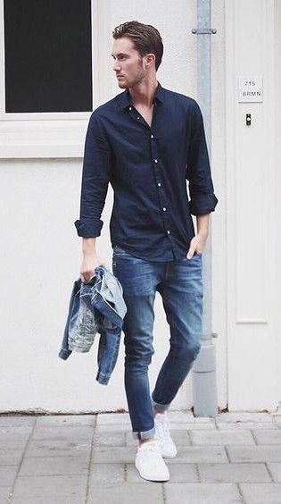 16 ideias de looks com camisas manga longa azul marinho! Moda Masculina e Tomboy! Imagem: Reprodução 