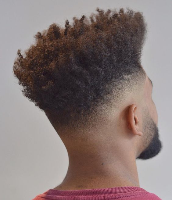 15 Cortes de cabelo crespo! Moda Masculina! Imagem: Reprodução