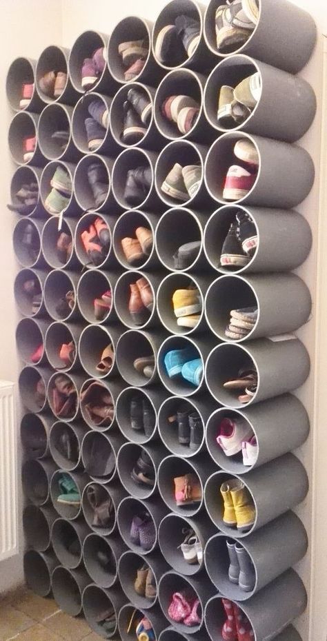 35 maneiras de organizar sapatos na entrada de casa! Imagem: Pinterest / Reprodução 