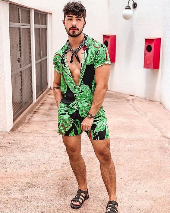 30 ideias de looks para o carnaval 2019! Moda Masculino! Imagem: Pinterest / Reprodução 