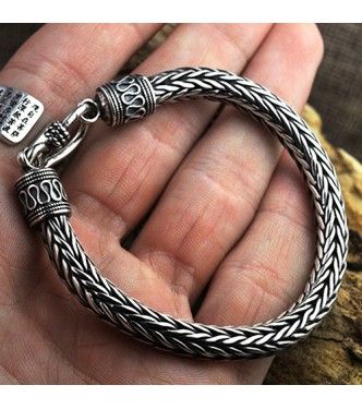 10 braceletes com uma pegada viking! Moda Masculina\Tomboy \ Imagem: Reprodução 